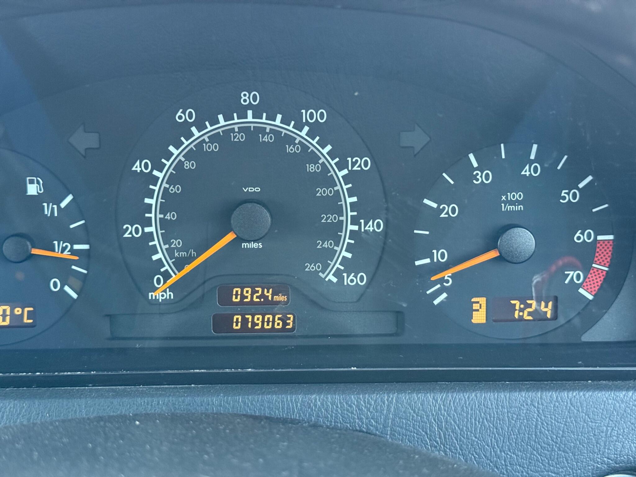 Mercedes-Benz C Class 2.4 C240 Classic 5dr — photo 63 of 66